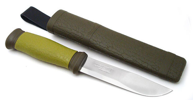 Нож с фиксированным лезвием Morakniv Outdoor 2000 Green